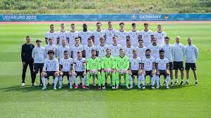 Die deutsche nationalmannschaft hat sich mit dem 2:2 gegen ungarn in die nächste runde gerettet. Termine Spiele Termine Die Mannschaft Manner Nationalmannschaften Mannschaften Dfb Deutscher Fussball Bund E V
