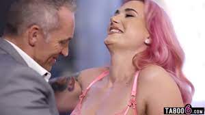 Bubble butt MILF babe Siri Dahl in a hardcore sex video where they both  fully enjoyed - XNXX.COM