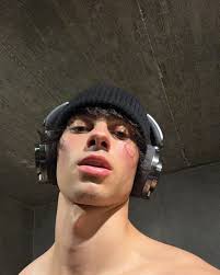 Jacob Rott (@jacobrott) • Instagram photos and videos