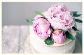 With unique playful touches and joyful accessories, the right flower cake can bring joy and excitement to the home, office or any location. 16 Fresh Flower Ideas For Wedding Cakes Ftd Com