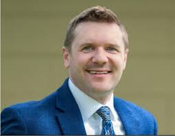 Progressive independent drops out of Alaska state House race, leaving  Democrat uncontested