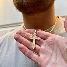 Collier Crucifix pour Homme