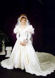 Pin By Anna Straszewska On Wedding Gowns Vintage Bride Dress Vintage Wedding Gowns Vintage Antique Wedding Dresses