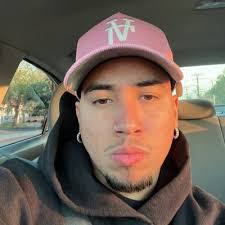 Anthony Nava (@yng_nava)