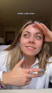 Rachael Church's Instagram, Twitter & Facebook