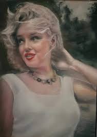 My first pastel portrait…my fav Marilyn ❤️