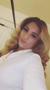 Alejandra Roque's Instagram, Twitter & Facebook