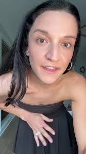 Classy Mom Influencer