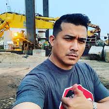 Listen to aaron aziz | soundcloud is an audio platform that lets you listen to what you love and share the 3 followers. Saya Dah Malas Jaga Badan Puas Glamor Aaron Aziz Nak Kejar Saham Akhir4t Pula Tube Viral