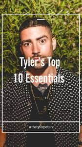 Feat. @drmartens, @STIGHLORGAN, @LOVEBULLETS_, @moleskine, @Urbanears &  @UKNikon (amongst others), find out what items I *almost* always have  on/with me