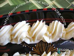 The Creme Au Beurre Pour Vos Gateaux De Fetes Creme Au Beurre Alimentation Gateaux Et Desserts