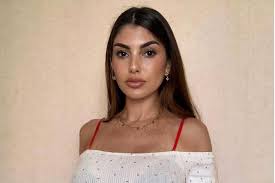 This exposure led to her garnering a fan base on her yeliz.koc.official instagram account. Yeliz Koc Haben Sie Und Jimi Blue Ochsenknecht Sich Getrennt Gala De