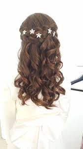 Inspiracao De Cabelo De Menina De Flor Nail Effect In 2020 Kommunion Frisur Madchen Kommunion Frisuren Kinderfrisuren