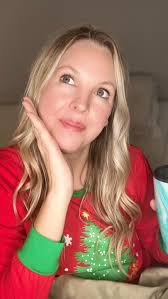 I need all your best cheesy Christmas movie suggestions! I am ready!  #christmastimeishere #christmasmovie #cheesychristmasmovies  #bestchristmasmovie #movierecommendation #christmasromance #over40 ...