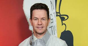 Mark wahlberg and his agency, william morris endeavor (wme), announced a collective donation of $2 over the last few days my reshoot fee for all the money in the world has become an important. Mark Wahlberg S Biggest Paydays Gallery Wonderwall Com