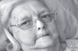 Jennifer Nichols dies at 68