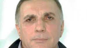 Michele zagaria, il boss latitante del clan dei casalesi, ricercato da 16 anni, è stato catturato a casapesenna, nel casertano. Casal Di Principe Il Boss Michele Zagaria Trasferito Al Carcere Di Tolmezzo