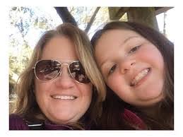 Amy Caster's Instagram, Twitter & Facebook