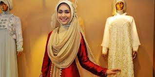Ayah oki setiana dewi dikabarkan meninggal dunia jumat (4/6/2021). Persiapan Pernikahan Oki Setiana Dewi Terganggu Okezone Celebrity