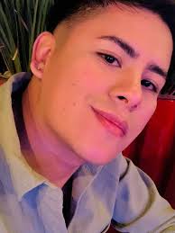 Efrayn Sesa (@efraynxmz) • Instagram photos and videos