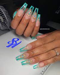Good Nails Aint Cheap On Instagram Turquoise V Tips Using Youngnailsinc Clear Acryl Turquoise Acrylic Nails Clear Acrylic Nails Colourful Acrylic Nails