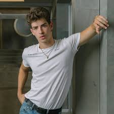 Check spelling or type a new query. Manu Rios Who Is The Girlfriend Of New Star In Netflix S Elite Wttspod
