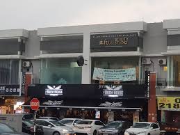 At the time of writing, the video has garnered over 60,000 views on facebook. C180 Cheras Traders Square Hulu Langat Selangor 4730 Sqft Commercial Properties For Sale By Jimmy Leong Rm 3 200 000 29667935