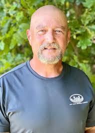 Jonathan Sellers's Instagram, Twitter & Facebook