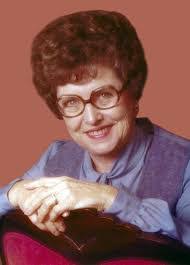 Effie Rice's Instagram, Twitter & Facebook