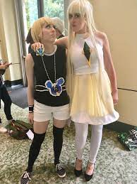 Self] Lusamine and her rebellious daughter Lillie at A-Kon 28 : rcosplay