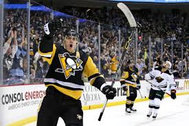 Shop for evgeni malkin jerseys, tees, collectibles, and other great evgeni malkin gear at the official online store of the national hockey league. 28 Evgeni Malkin Wallpapers On Wallpapersafari