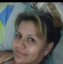 Si tu fueras el sol, yo sería la luna no para conquistarte si no para verte  como brillas, mientras yo te miro desde la oscuridad." Ron Israel