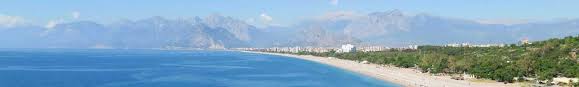A homokos, kékvizű, napsütötte tengerpart tökéletes hely fürdőzőknek. Antalya Torok Riviera Tui Magyarorszag Tui Hu