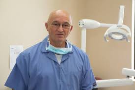 Dr. Carlos Benítez Gerardino