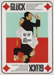 Doch bald schon gerät er selbst in das visier des gangsterbos. Filmplakat James Bond 007 Leben Und Sterben Lassen 1973 Plakat 6 Von 7 Filmposter Archiv