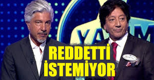 Fox'un shameless uyarlaması yeni dizisi bizim hikaye'de hikmet karakterine hayat veren behzat uygur'un oğlu, ailesinin oyunculuk geleneğini başarıyla temsil ediyor. Behzat Uygur Un Odulleri Reddetme Karari