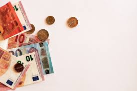 Afla cursul bnr de azi si evolutia din ultimele zile. Curs Bnr MarÈ›i 19 Ianuarie 2021 Euro StagneazÄƒ Dolarul Scade Newmoney