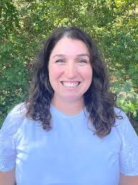 Jenifer Kelly's Instagram, Twitter & Facebook