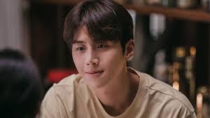 Christina kasih nugrahaeni 19 oktober . 3 Dampak Yang Dirasakan Kim Seon Ho Setelah Terseret Skandal Aborsi Aktor K