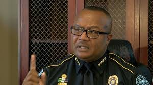 Helen Plaisance's Instagram, Twitter & Facebook