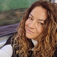 Serena Rodgers's Instagram, Twitter & Facebook