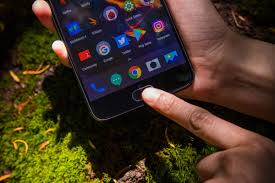 OnePlus 5 review: Superb dual-camera ...