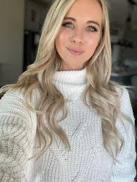 Beautiful pregnant Olivia with her growing bump. Pregnancy looks good