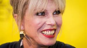 Joanna 'Patsy' Lumley krijgt Gouden Roos