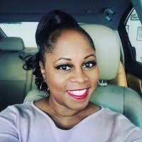 Amanda Tench's Instagram, Twitter & Facebook