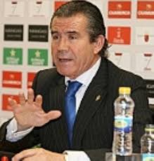 El Real Murcia tiene que fichar a un goleador»