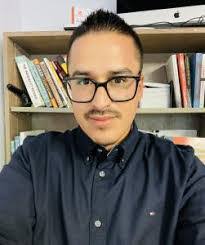 Mari Sakiyama's Instagram, Twitter & Facebook