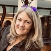 Donna Maddock's Instagram, Twitter & Facebook