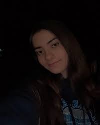 Evelyn Crook's Instagram, Twitter & Facebook