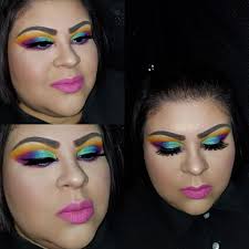 Shop the latest colour spotlight made for champagne hours and dance floors.  Enjoy 30% off all regular priced dresses. *Some exclusions apply Suzy Shier